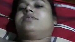 Bengali boudi tiene sexo con devar