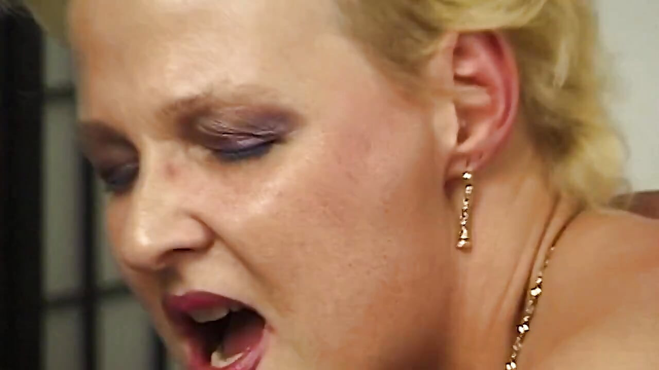 Blonde Mature Slut Heel-lifted Pounding Cum Drenched Tits