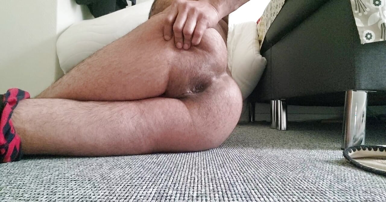 Showing my tight asshole so you can lick that soft hole before u will open it