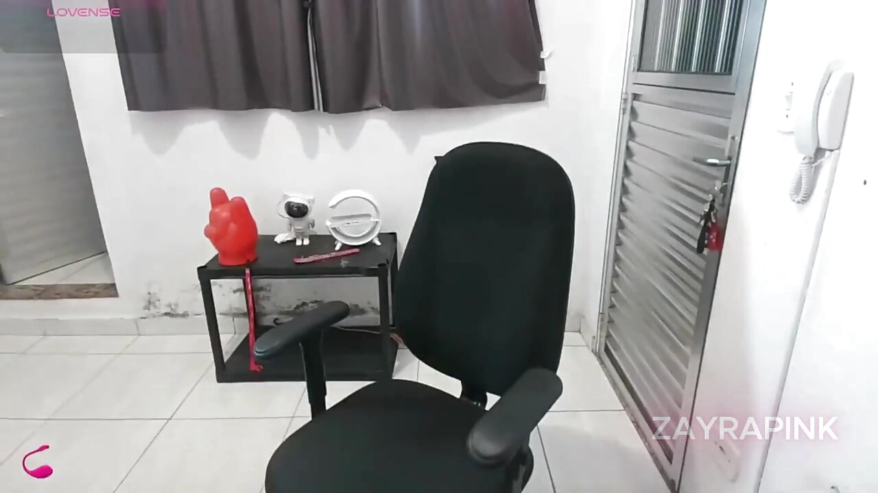 I Want to Be Fucked by My Dildo