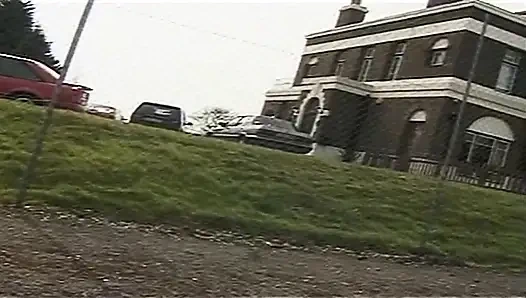 Büyük Omar'ın İngiliz maceraları: ıslak kapkaçlar (2003)