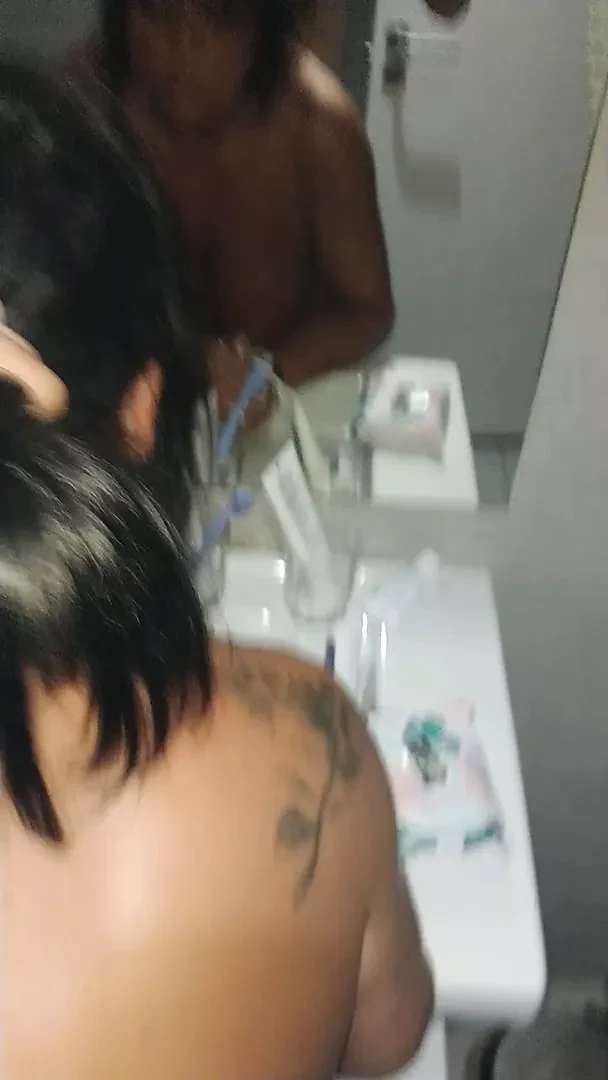 Mature English lady anal fuck in hotel bathroom