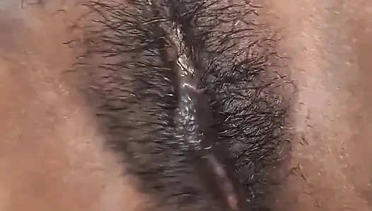 Üniversiteli kız Oyo otelinde derinden sikişiyor