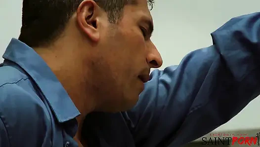 Sadie West eve geldiğinde Daryl'in yarağını alıyor