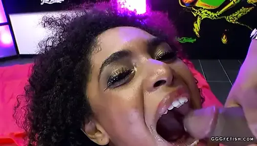 Cums in mouth and facials on ebony luna corazon