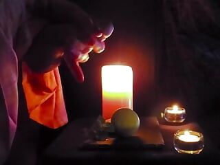 Rikki ocean gode di un romantico dessert coperto di sperma a lume di candela