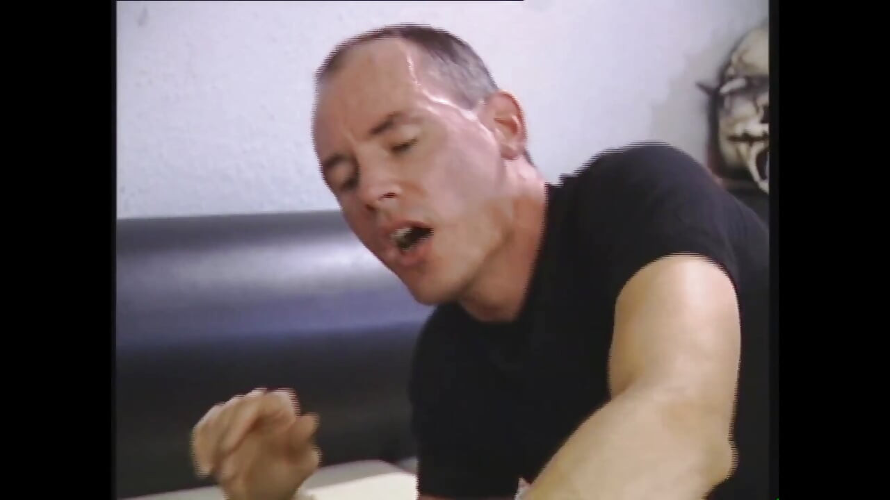 MILF Takes It in the Ass