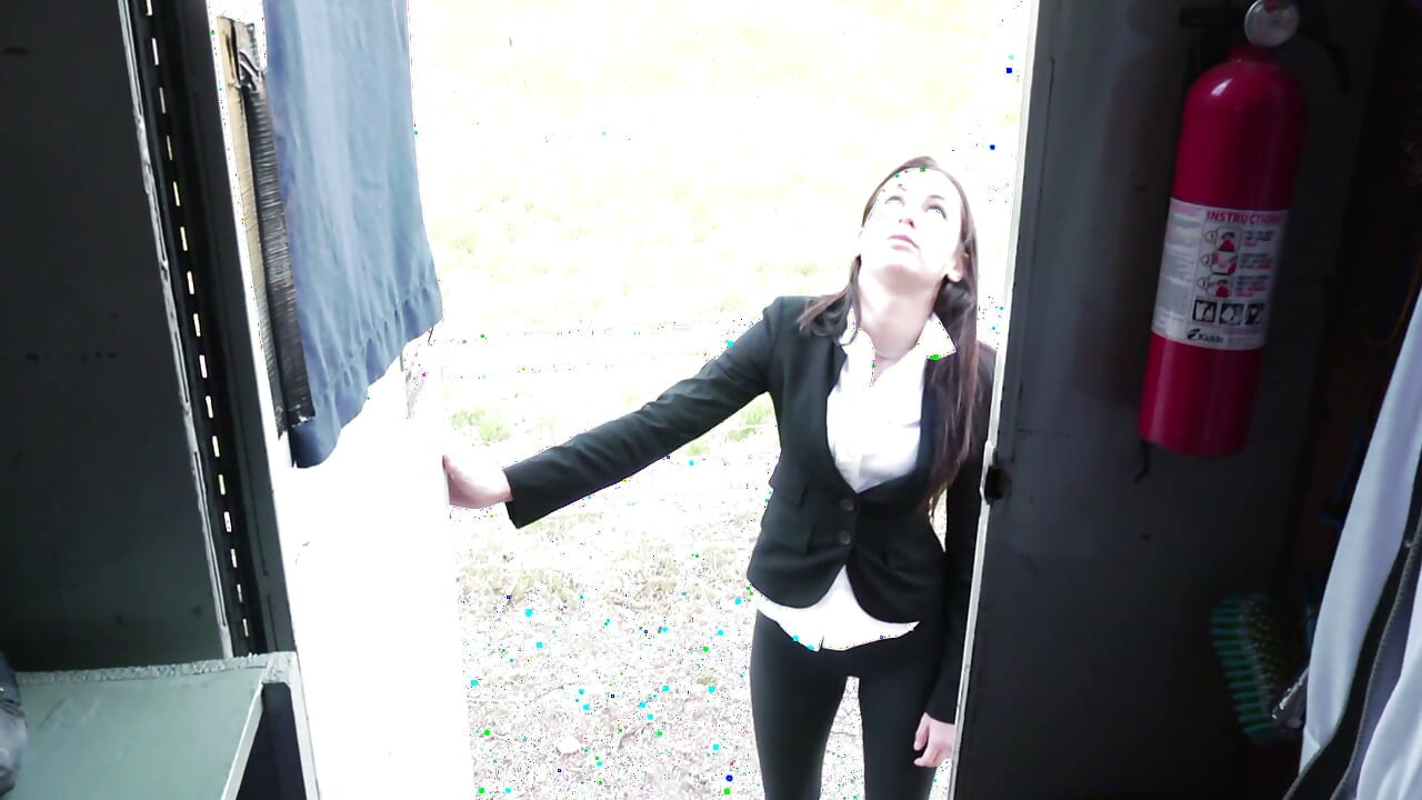 Lesbian teen 3some