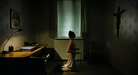 Explicit sex in Glaube (Paradise: Faith) Austrian film