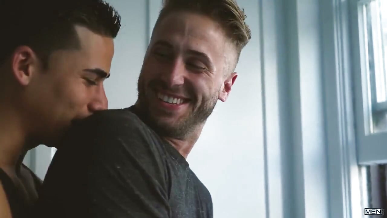 Topher Di Maggio and Wesley Woods Hit It off, Suck It Out, and Pound It up.