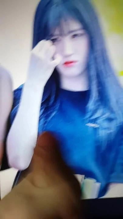 Pristin xiyeon射精致敬