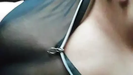 Emisija velikih dupeta tela
