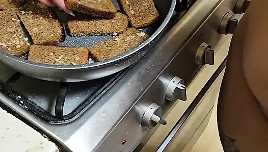 The New Emma's Cooking Show. S1e1: Garlic Breads and Naked Tits.