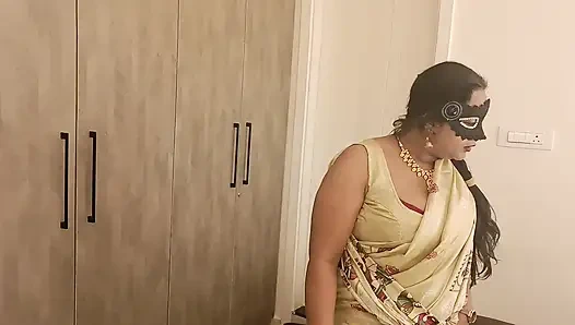 Spandana Sweety kiracıyla sikiliyor