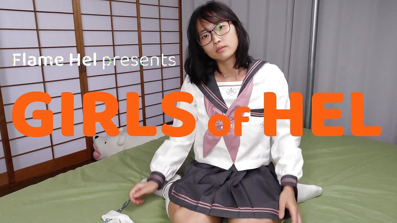 Saya memperolehi blowjob ini! Awek hamba Jepun melakukan apa yang disuruhnya