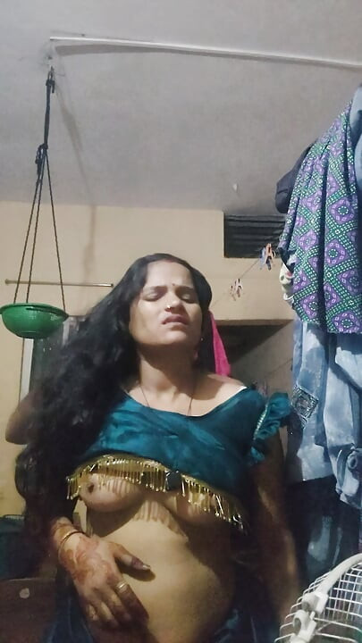 Deshi bhabhi ki chudai video hindi me