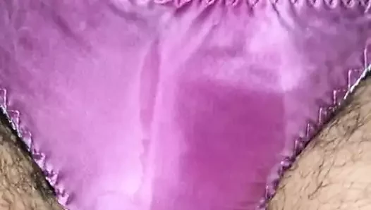 ipek külot pissing