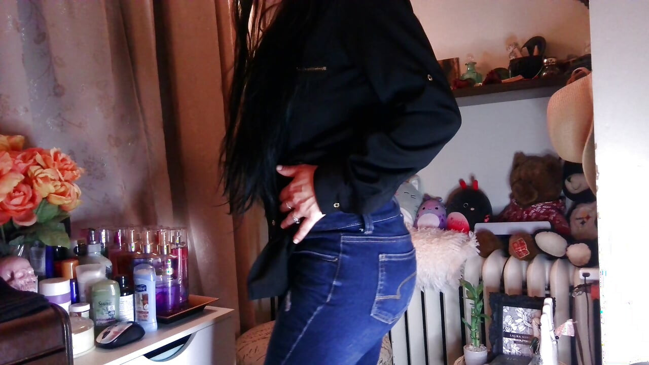 My Ass Looks Good in Jeans