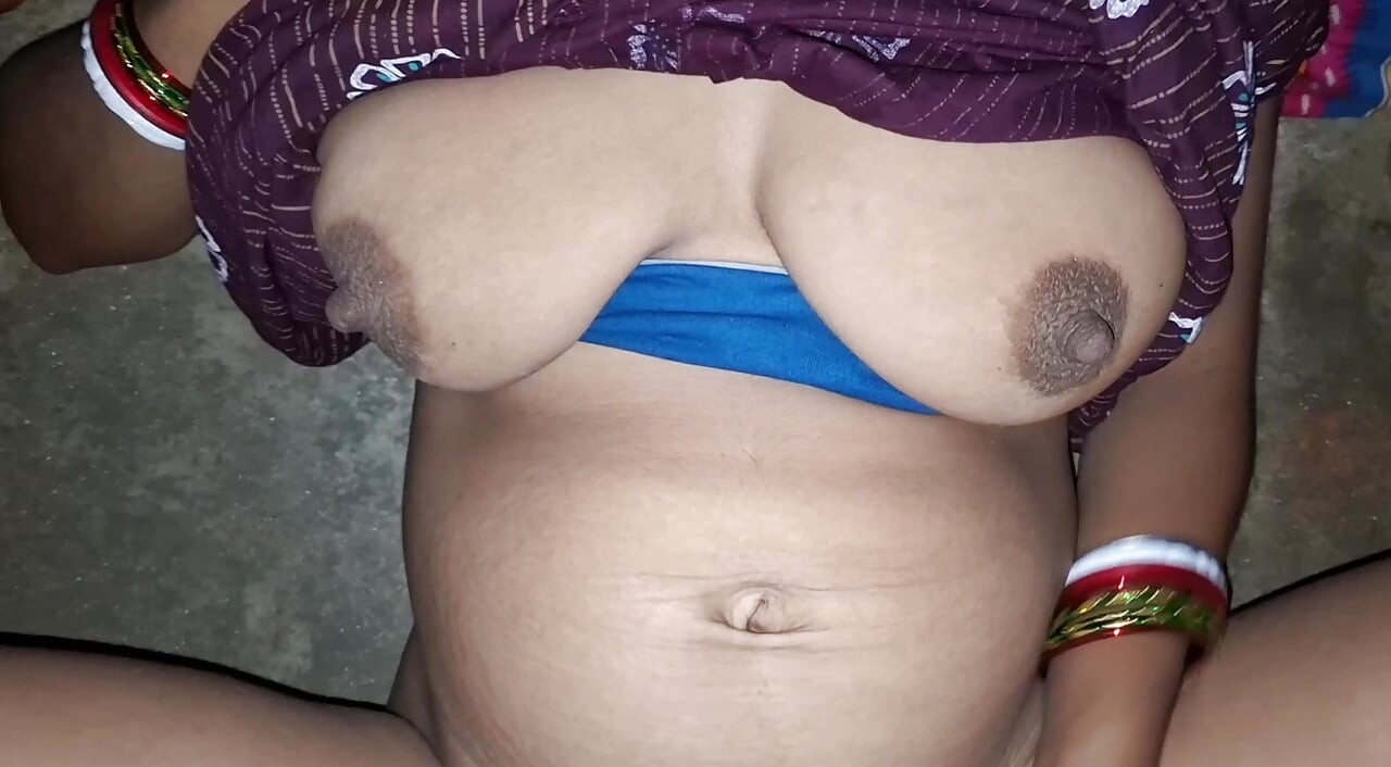 Indian Desi Stepmom Priyanka Loves