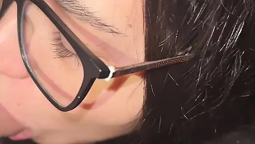 Прошу все пососать, чтобы я могла трахнуть своего симпатичной сводного брата Estefani