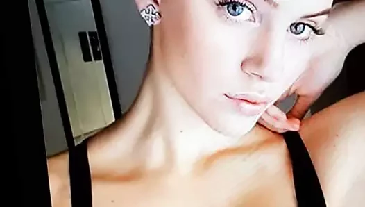 cumtribute sara croce