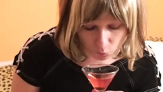 Fetishqueen Lucilla You Served a Very Special Aperitif