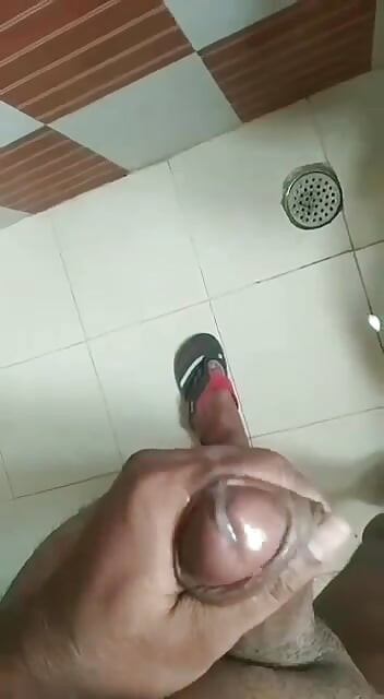 Bathroom Mai Muth Mara