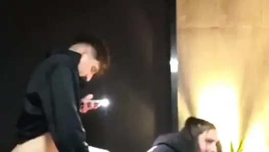 Çığlık atan fahişe amımı telo'da kırdı