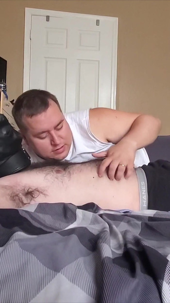 常にくすぐられ、搾乳される