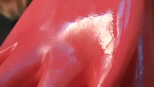 Ibadet tanrıçası Celine Sweat