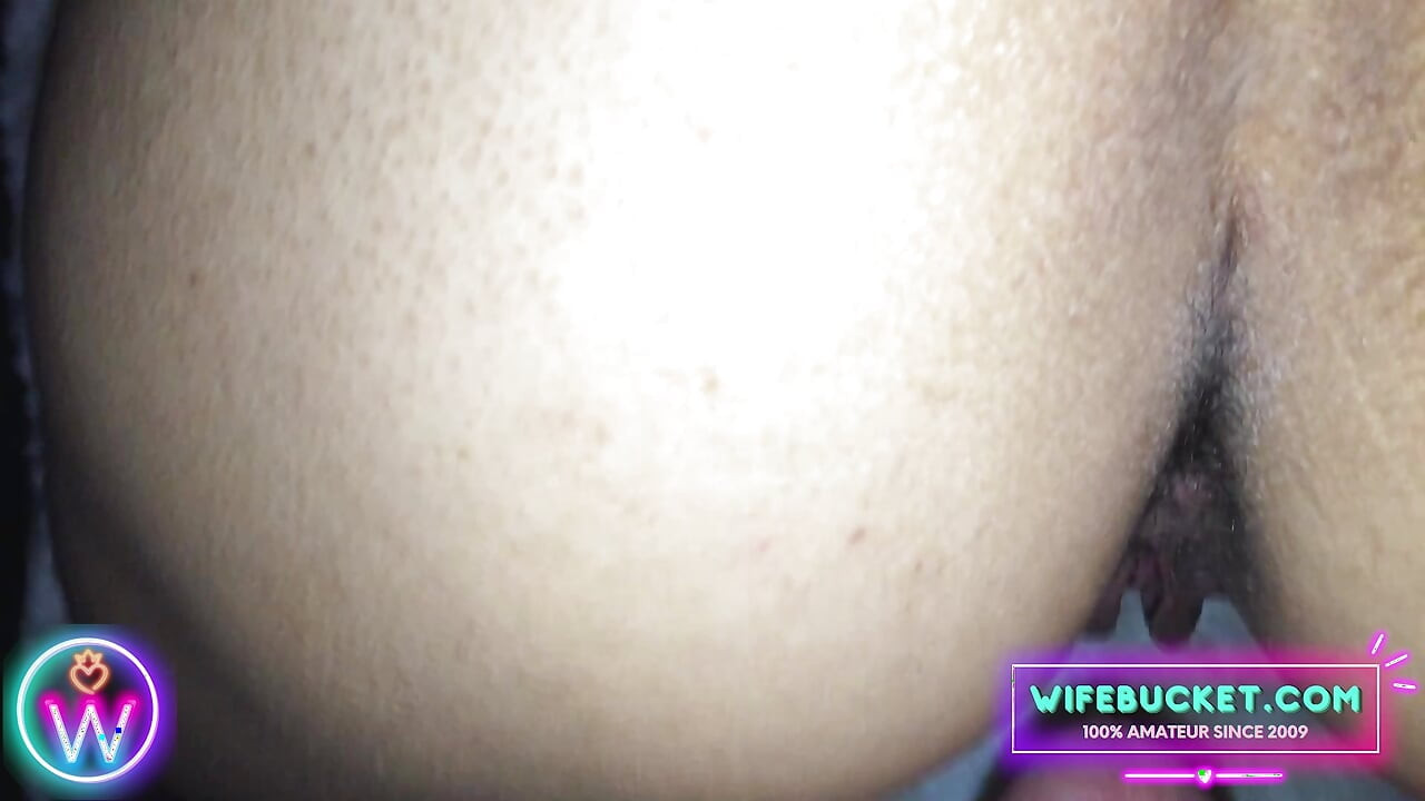 Wifebucket Amateurs - Shy couple first ever homemade sex video