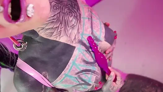 Inked Girl Self-Assfucking – Raw Anal Masturbation
