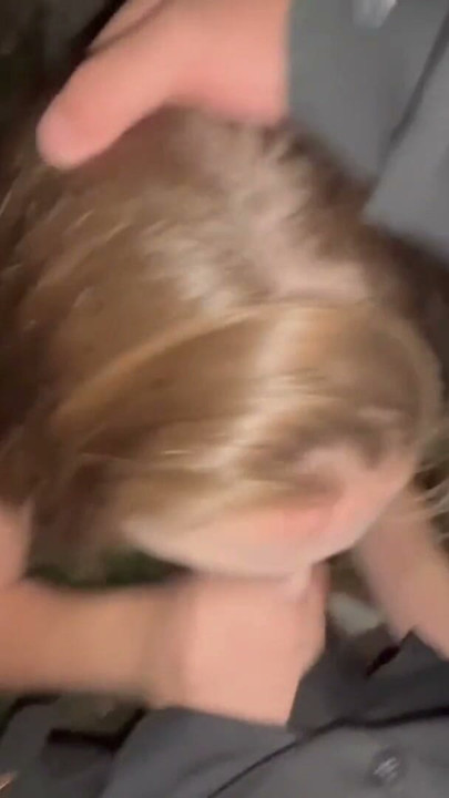 J'ai emmené ma nana à la Carrot Party et elle m'a taillé la carotte à fond | Clip 2
