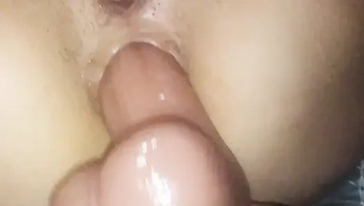 Ini membantuku, itu menyakitkan tapi aku suka anal dengan Conaolador