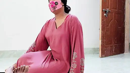 Hijabi stepmom share her sex desire with stepson in the bed Desi hot xxx