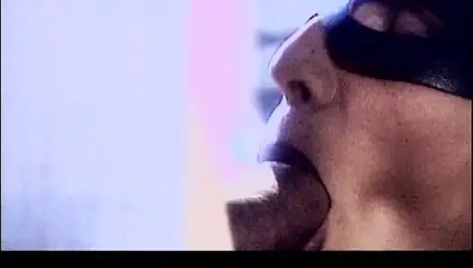 Güzel orta yaşlı seksi kadın ve büyük yarak için esaret seksi