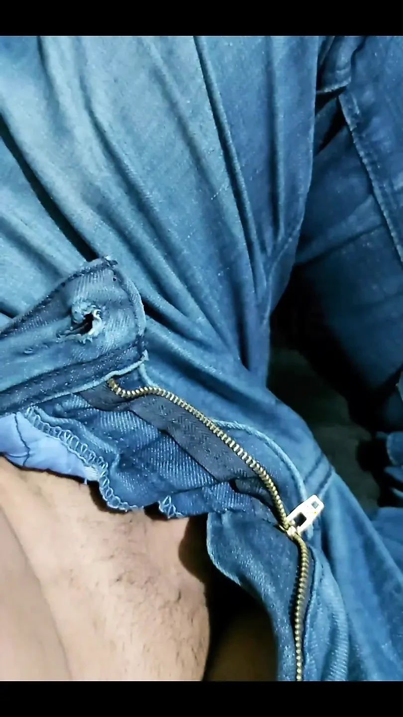 Quick Sex with My Friend When No One Is Home