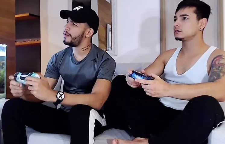 Video oyunu oynadıktan sonra ham lanet