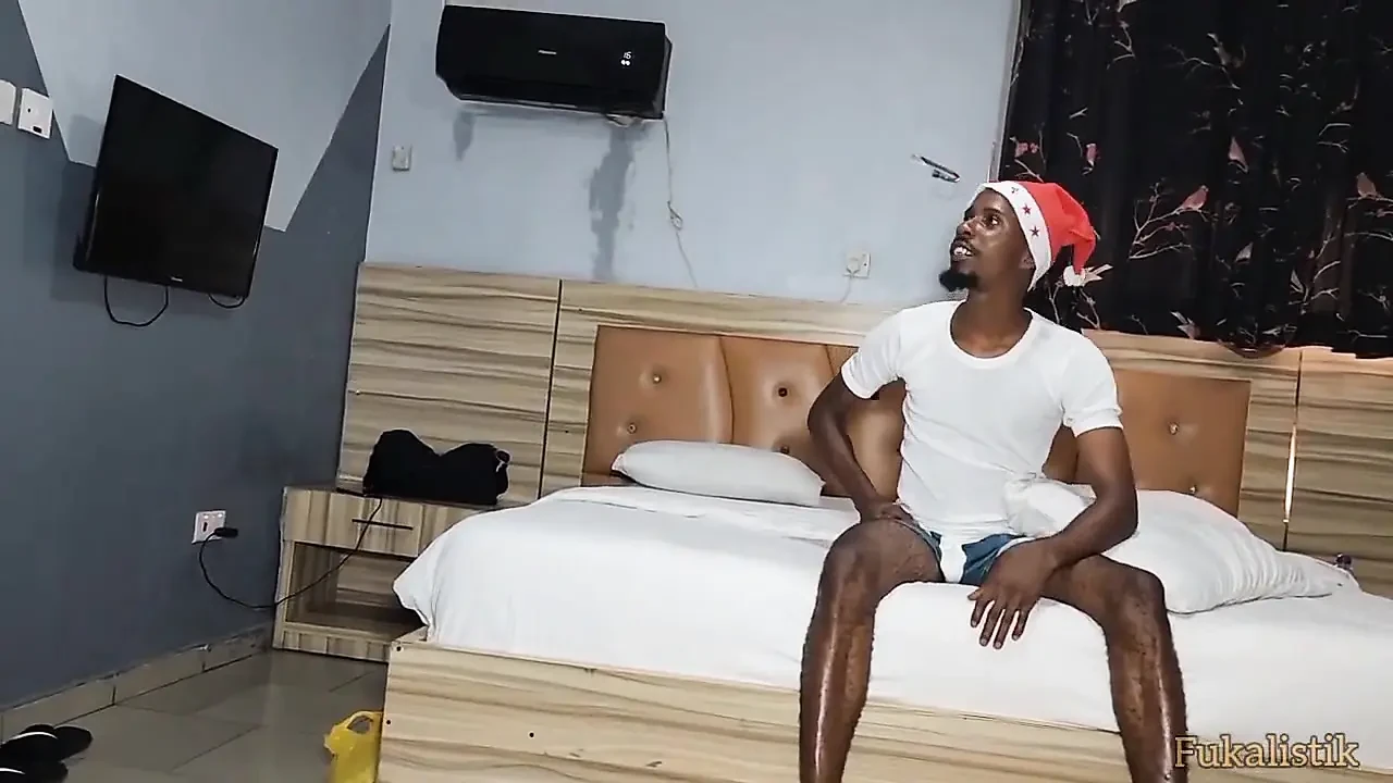 Sexy 18 Years Old Teen Chidera Got Pussy Disvirgin as Christmas Gift From BBC Stepdad While Home Alone