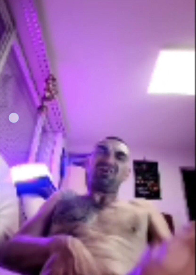 Horny cumshot