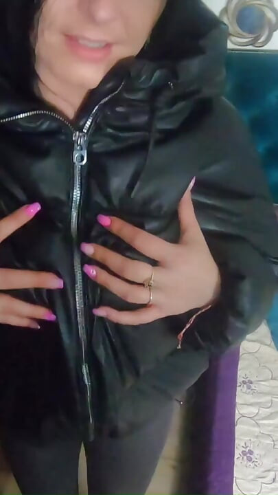 Milfycalla Gets a Lot of Cum on New Puffy Downjacket!