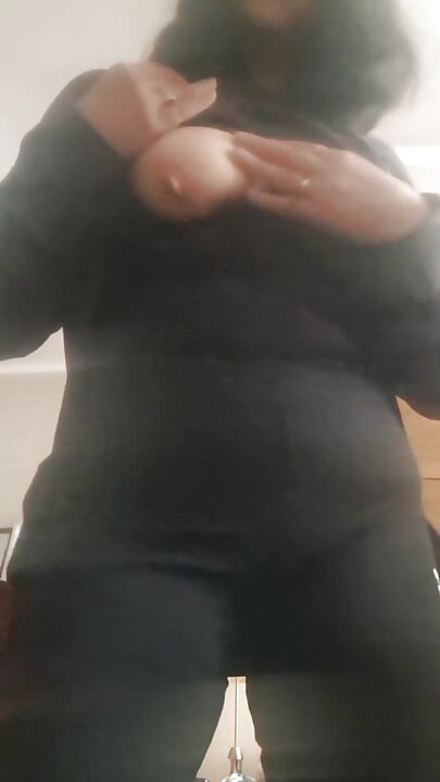 MILF Hairy Pussy