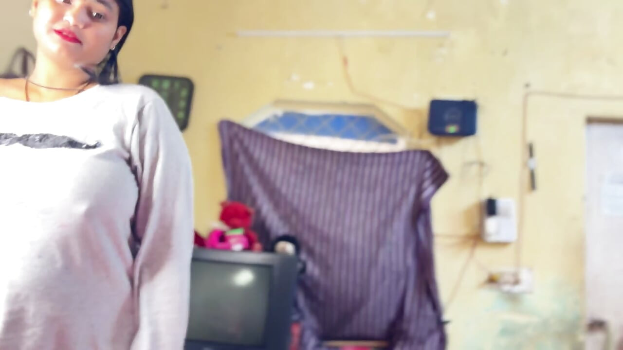 Hot Desi Bhabhi Sensual Cowgirl Ride with Devar - Real Homemade