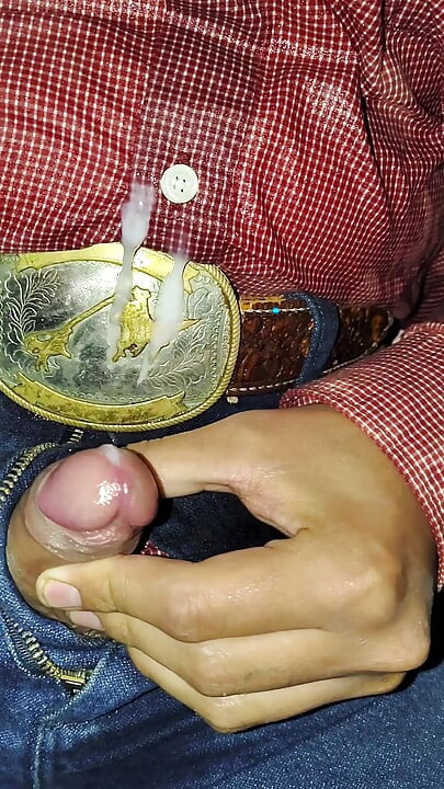 Kovboy sidik ve boşalma.