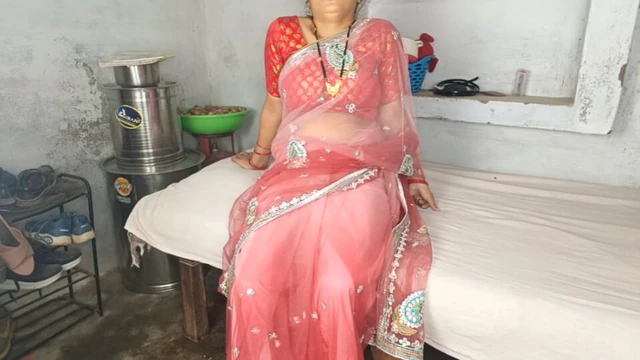 New sister-in-law gives her brother-in-law a break in the room