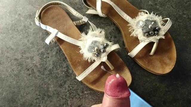 Summer sandals cumshot