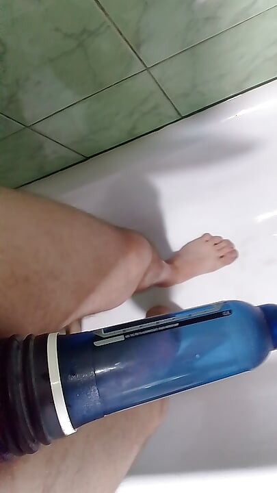 Pump my dick. Water pumping dick. Huge dick
