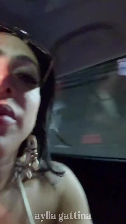 I Jerked off Beautifully in the Back Seat of Uber
