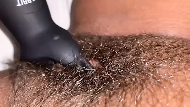 Vibrator masturbation while sexting