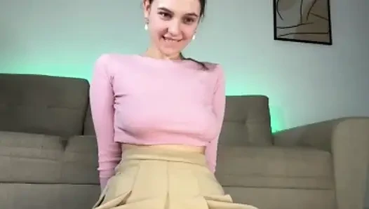 Jucielussie Cam sitting and real orgasm